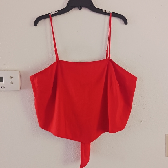 A New Day Tie Back Top‎ - Picture 2 of 8